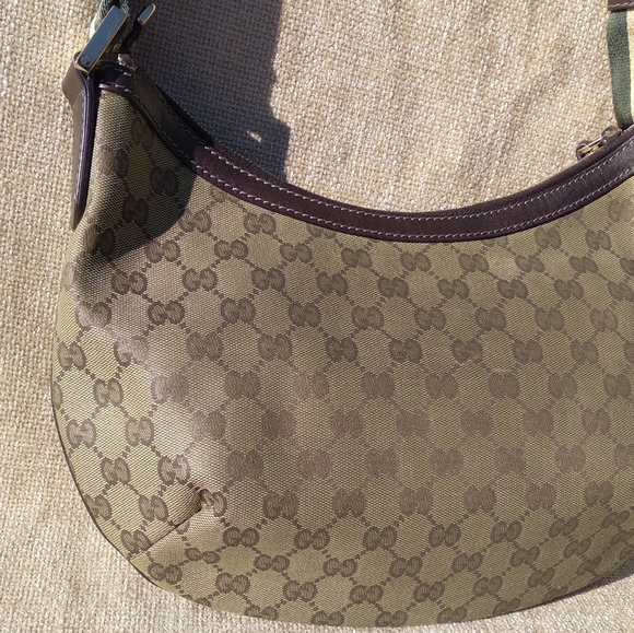Gucci GG Monogram Web Medium Crossbody Bag - Picture 6 of 15